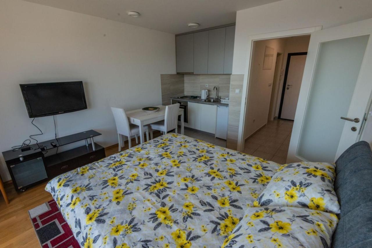 Hafsa Apartments Sarajevo City View Buitenkant foto