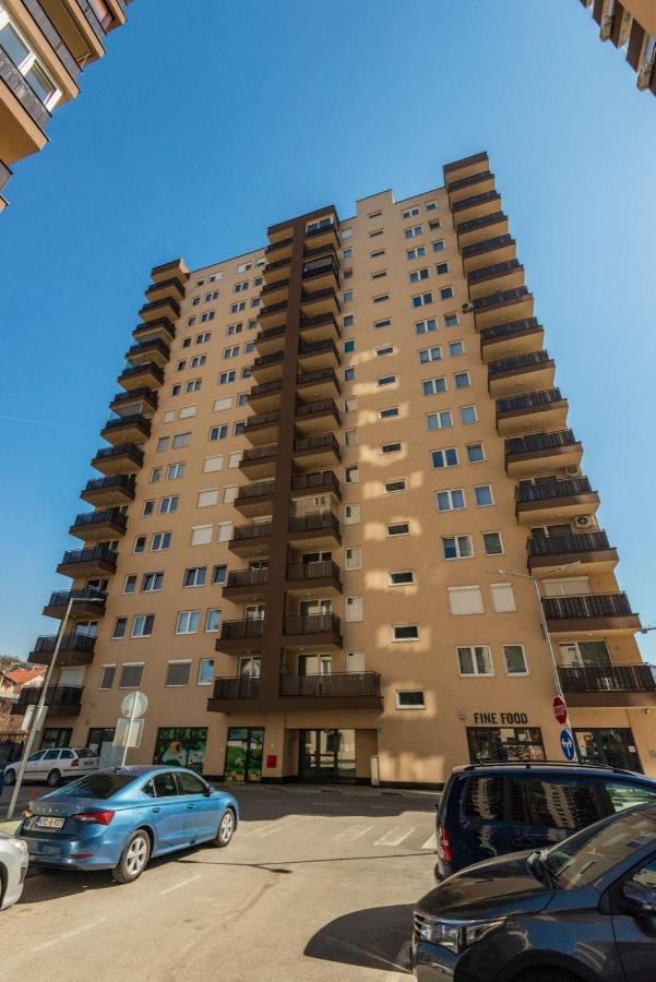 Hafsa Apartments Sarajevo City View Buitenkant foto